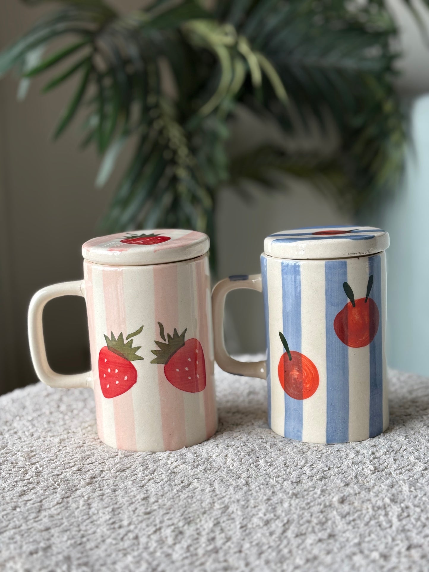 Berry Cute & Totally Zesty Mug Set | His & Her Ceramic Mugs with Lids β 450 ML | Perfect Couple, Christmas & Housewarming Gift