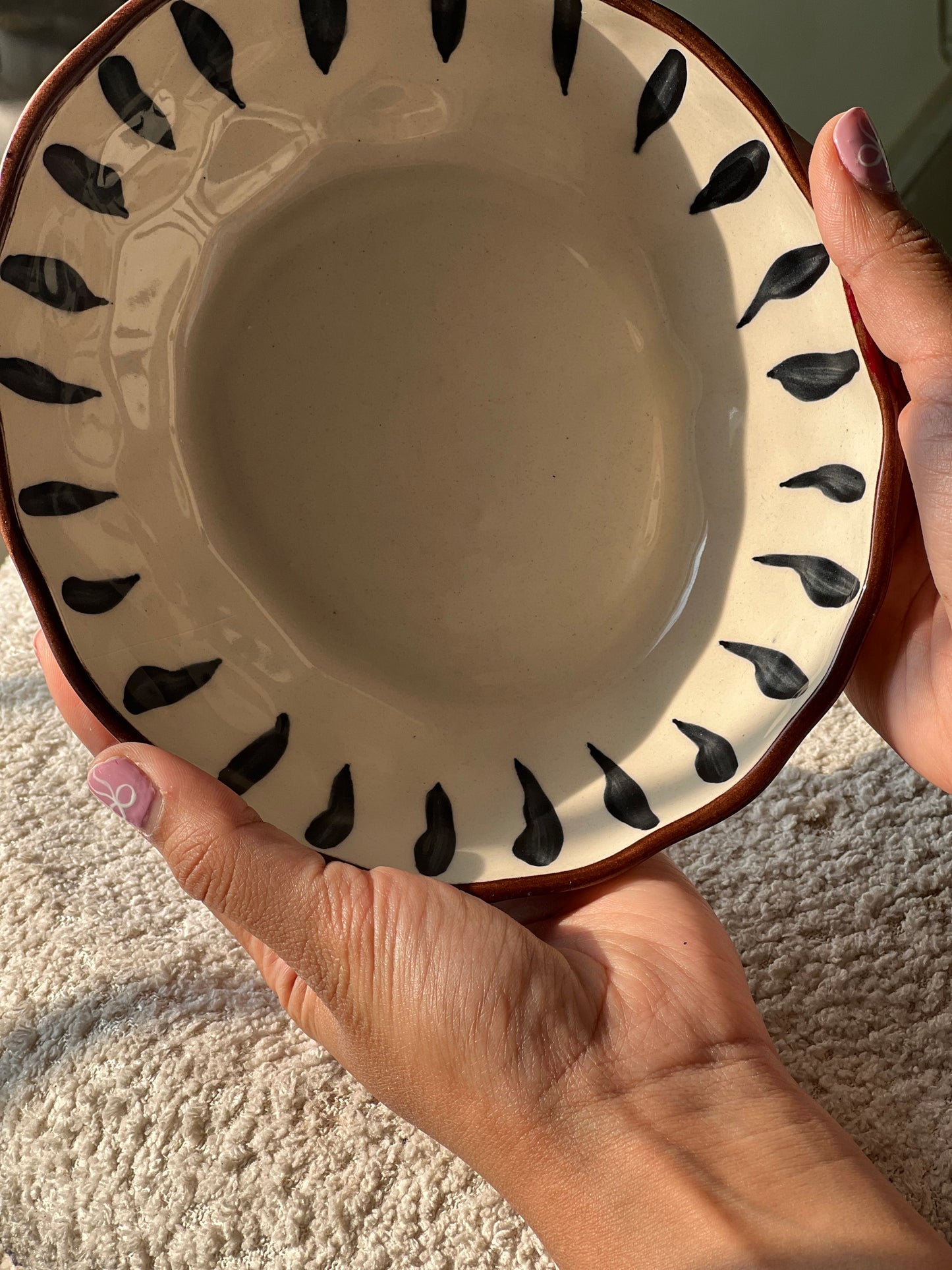 Artful Serve Medium Bowl – Abstract Design