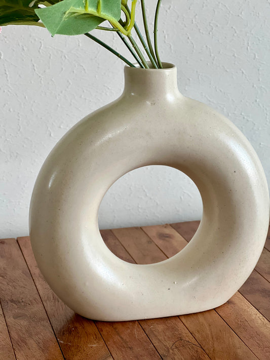 Donut Vase- 6 Inch